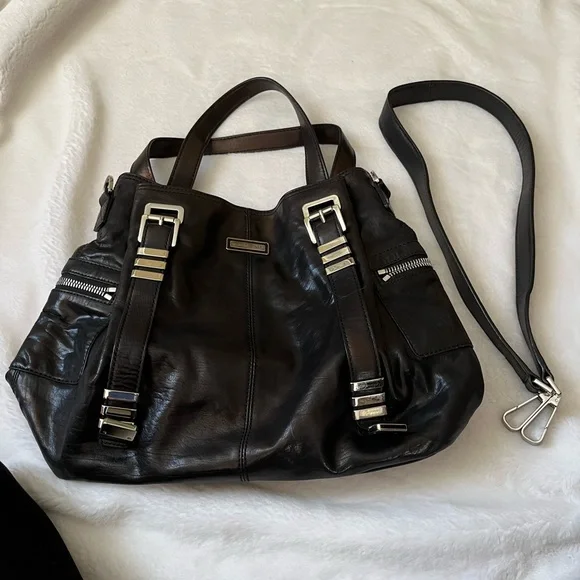 Black Michael Kors bag. - Picture 4 of 4